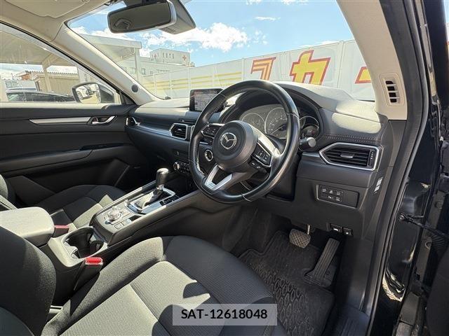 Mazda CX-5 2017-06 8626378-17