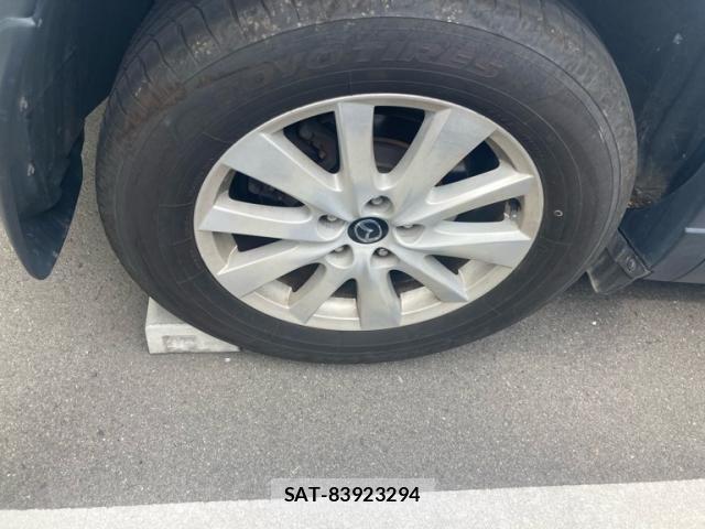 Mazda CX-5 2013-01 8658666-7