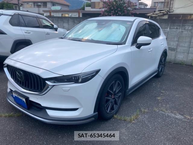 Mazda CX-5 2017-08 8666031-0