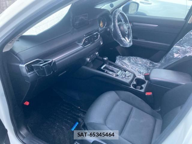 Mazda CX-5 2017-08 8666031-14