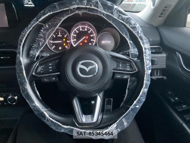 Mazda CX-5 2017-08 8666031-16