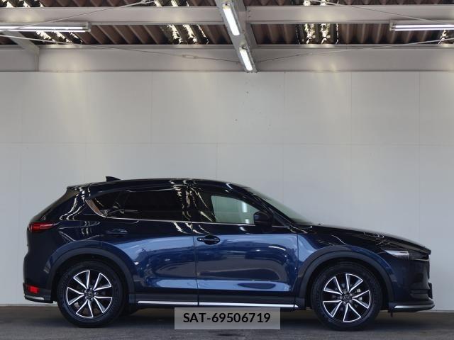Mazda CX-5 2018-11 8666027-11