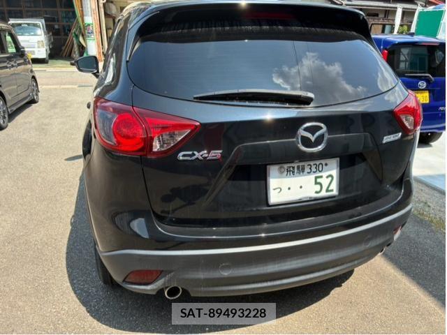 Mazda CX-5 2012-03 8741557-4