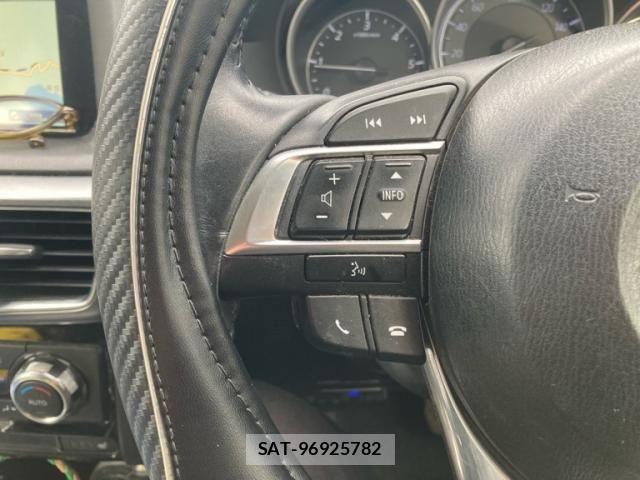 Mazda CX-5 2016-09 8741559-15