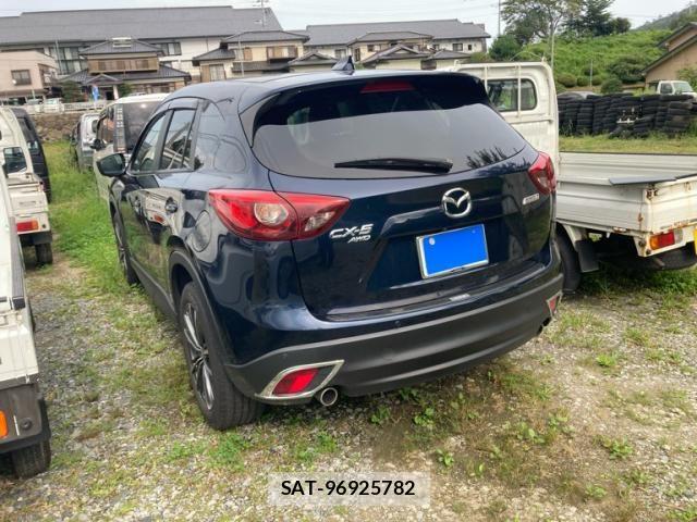 Mazda CX-5 2016-09 8741559-5