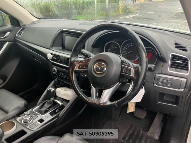 Mazda CX-5 2016-04 8795704-5