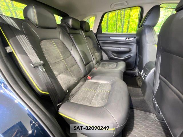Mazda CX-5 2022-02 8848641-8