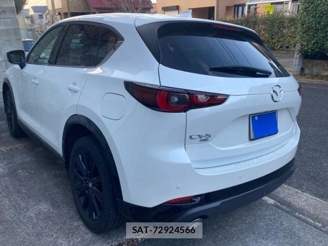 Mazda CX-5 2022-04 8848642-3