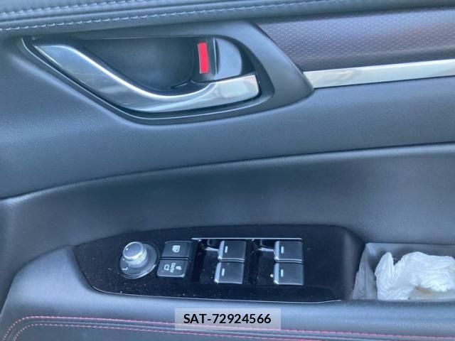 Mazda CX-5 2022-04 8848642-8