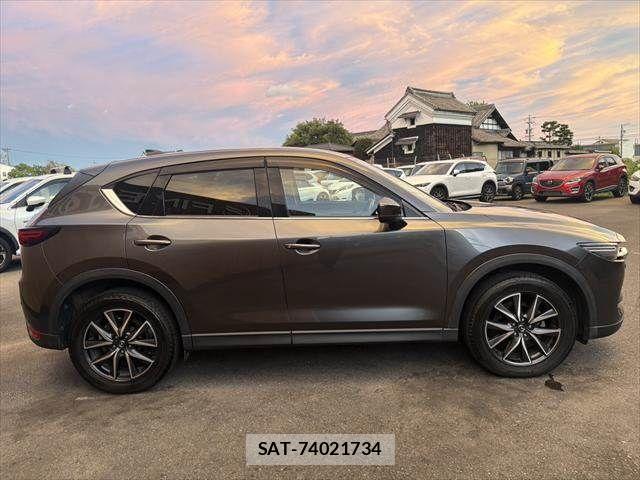 Mazda CX-5 2018-09 8883498-19