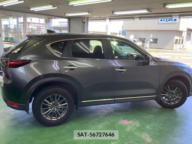 Mazda CX-5 2017-09 8883497-3