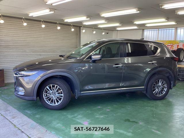 Mazda CX-5 2017-09 8883497-4