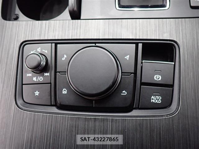 Mazda CX-60 2023-04 781162-17