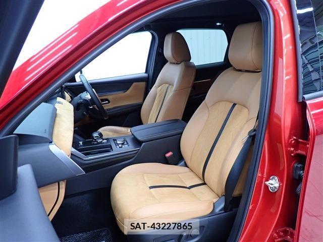 Mazda CX-60 2023-04 781162-26