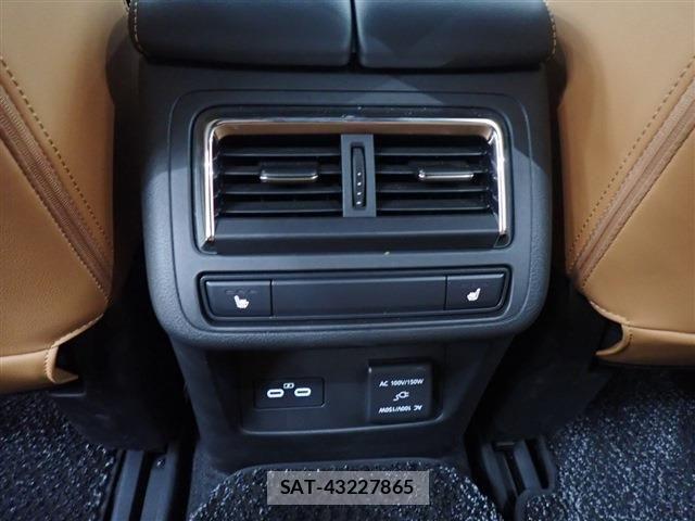 Mazda CX-60 2023-04 781162-29