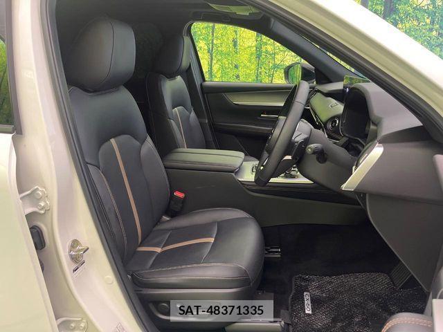 Mazda CX-60 2023-10 1197138-7