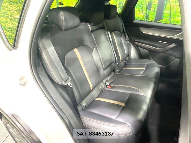 Mazda CX-60 2023-02 1206009-8