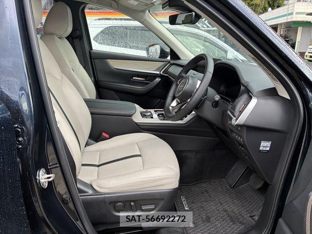 Mazda CX-60 2023-02 1353836-4