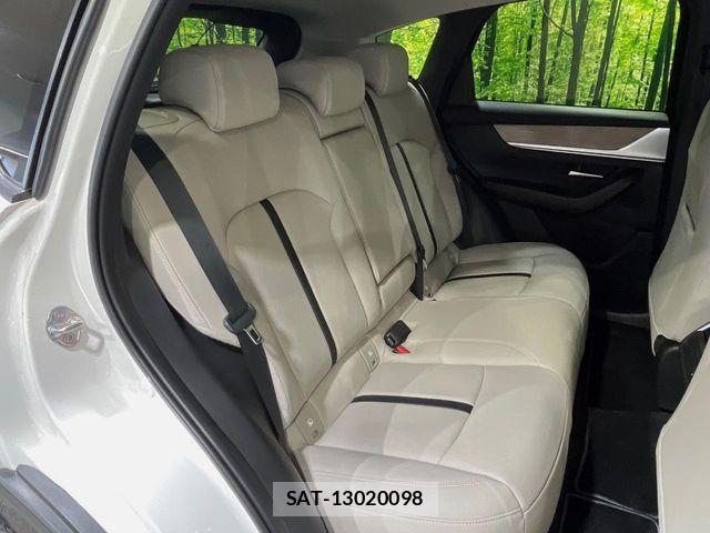 Mazda CX-60 2023-02 1471854-8