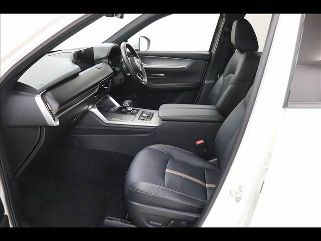Mazda CX-60 2023-01 1544239-11
