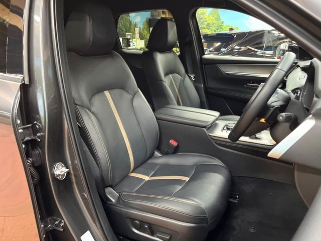 Mazda CX-60 2022-10 1544229-8