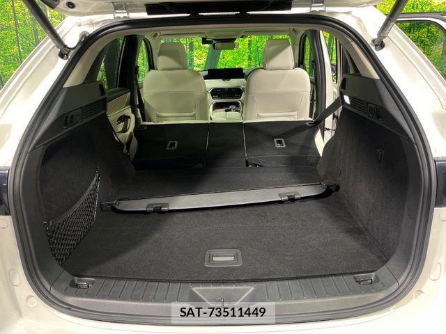 Mazda CX-60 2023-11 4322566-9