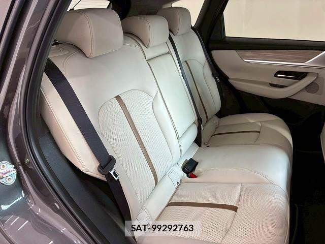Mazda CX-60 2022-10 4752616-11