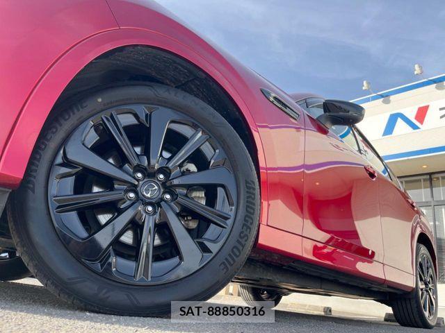 Mazda CX-60 2022-10 6671060-12