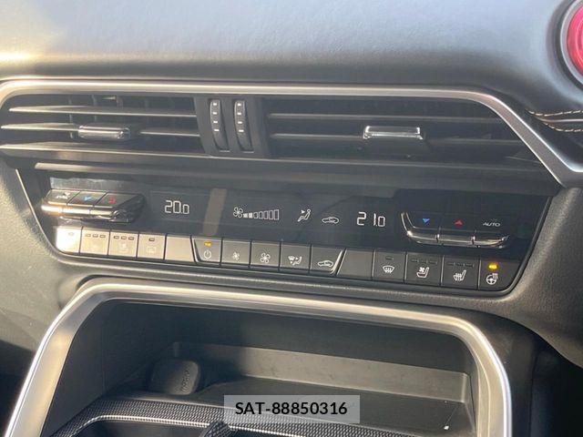 Mazda CX-60 2022-10 6671060-6