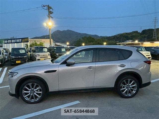 Mazda CX-60 2023-07 6675584-9