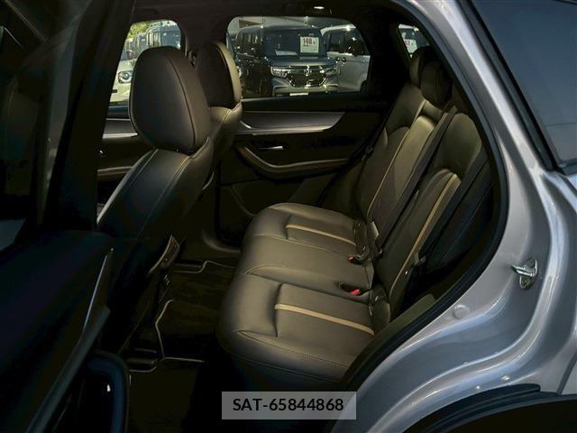 Mazda CX-60 2023-07 6675584-4
