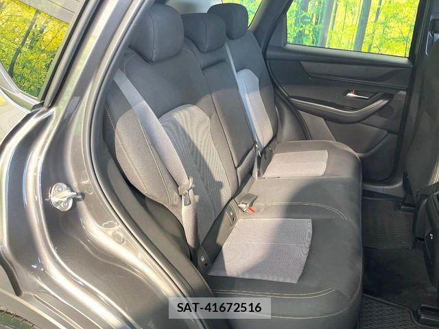Mazda CX-60 2023-06 6751205-8