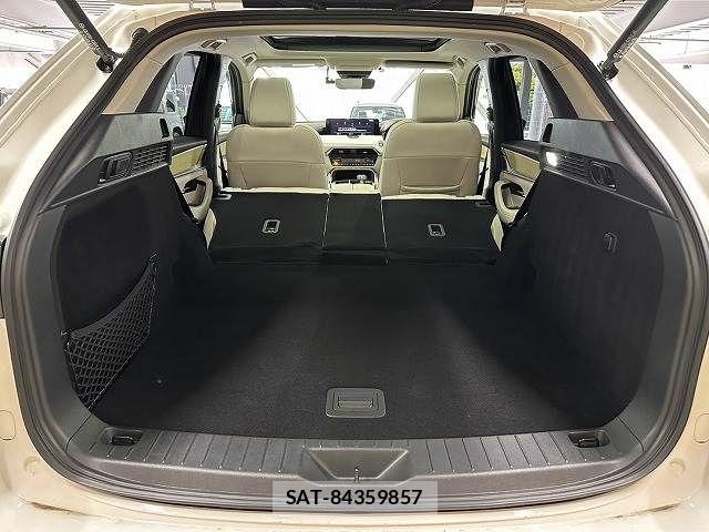 Mazda CX-60 2023-07 6814542-19