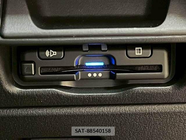 Mazda CX-60 2023-07 6814552-11
