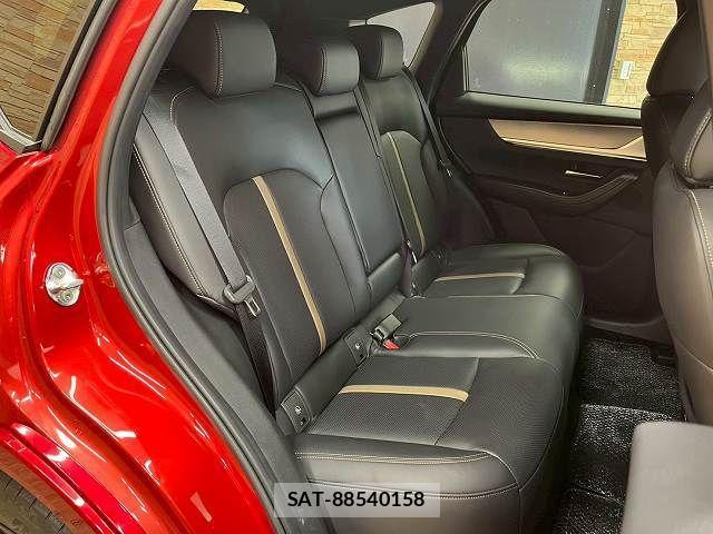 Mazda CX-60 2023-07 6814552-5