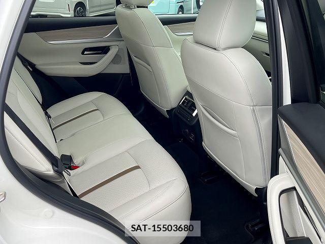 Mazda CX-60 2023-11 6814544-9