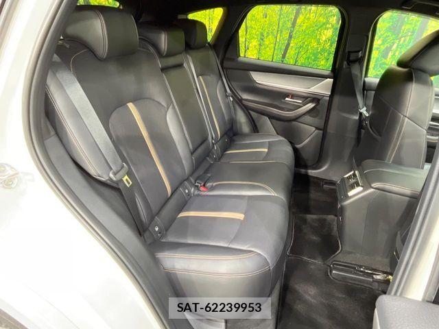 Mazda CX-60 2022-10 6814547-8