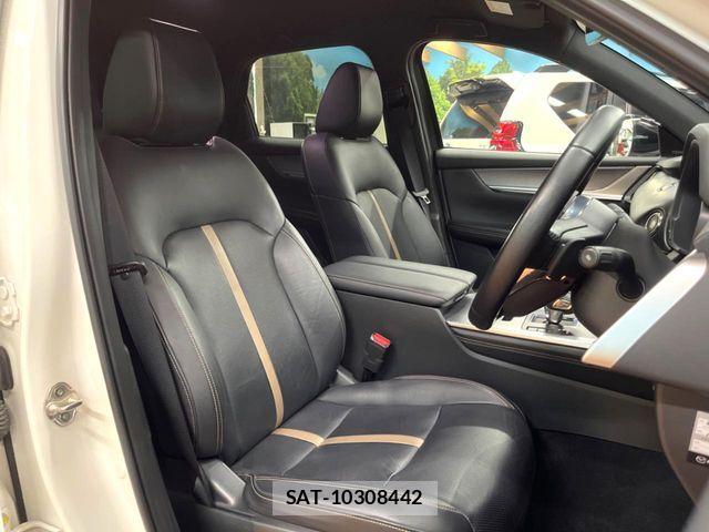 Mazda CX-60 2023-07 6814539-7