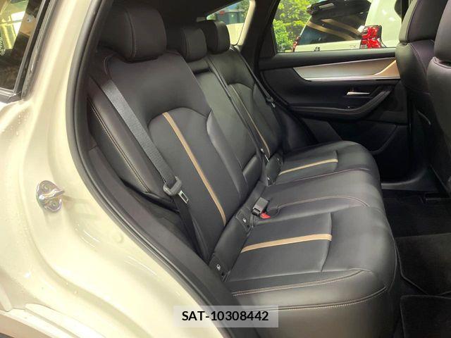 Mazda CX-60 2023-07 6814539-8