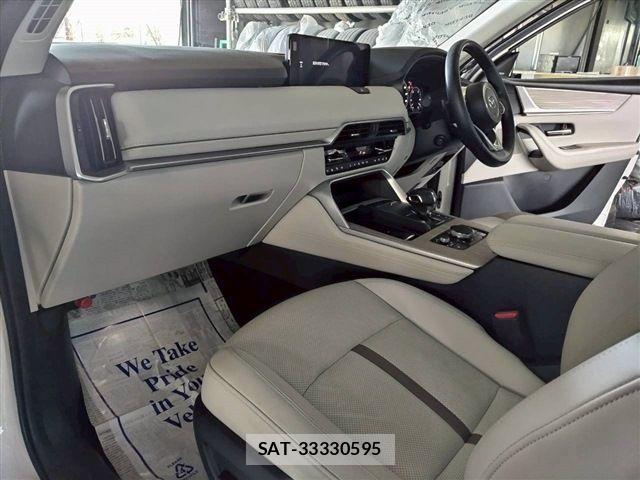 Mazda CX-60 2022-10 6814555-16