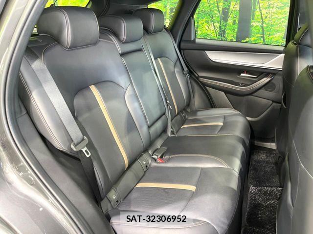 Mazda CX-60 2024-10 6993010-8