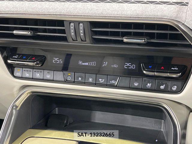 Mazda CX-60 2022-10 7020306-7
