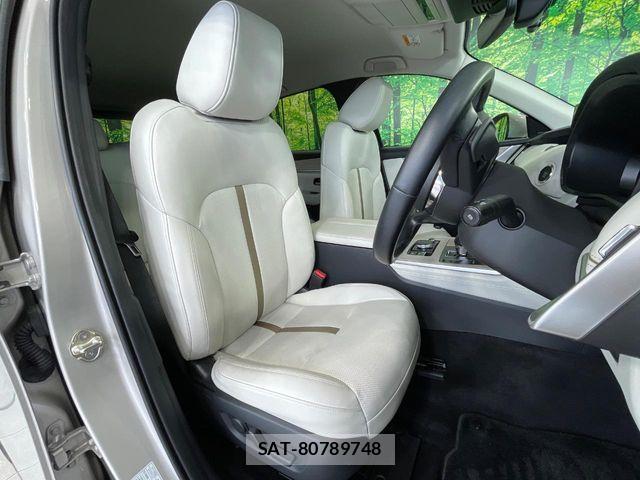 Mazda CX-60 2023-05 7058160-7