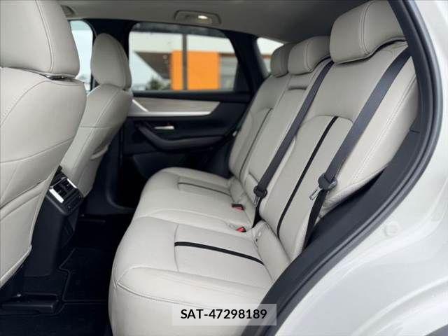 Mazda CX-60 2023-08 7058162-17
