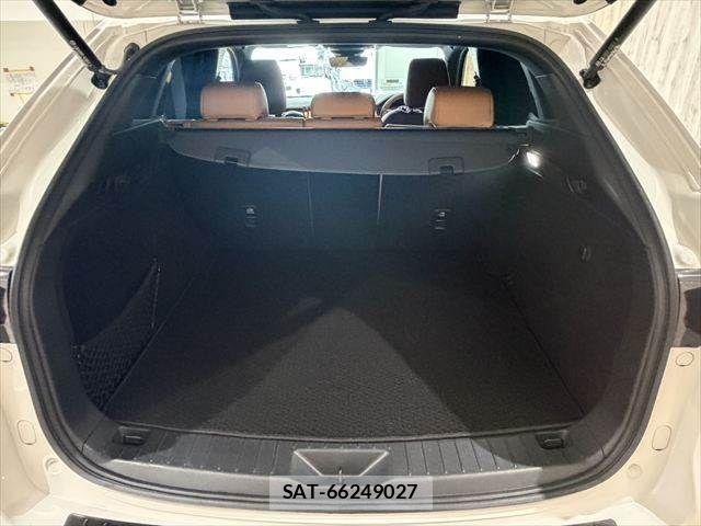 Mazda CX-60 2023-06 7217035-10