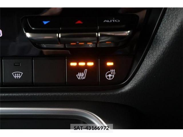 Mazda CX-60 2025-04 7217053-10