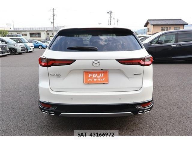 Mazda CX-60 2025-04 7217053-18