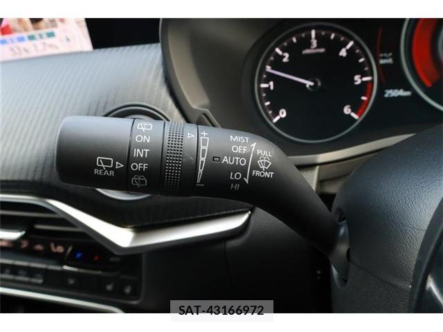 Mazda CX-60 2025-04 7217053-26