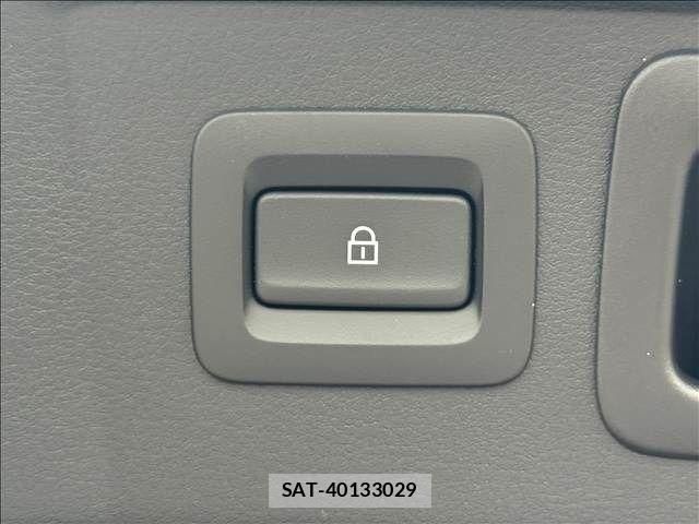 Mazda CX-60 2023-04 7217033-25