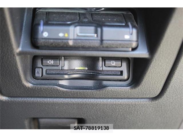 Mazda CX-60 2022-11 7217016-8